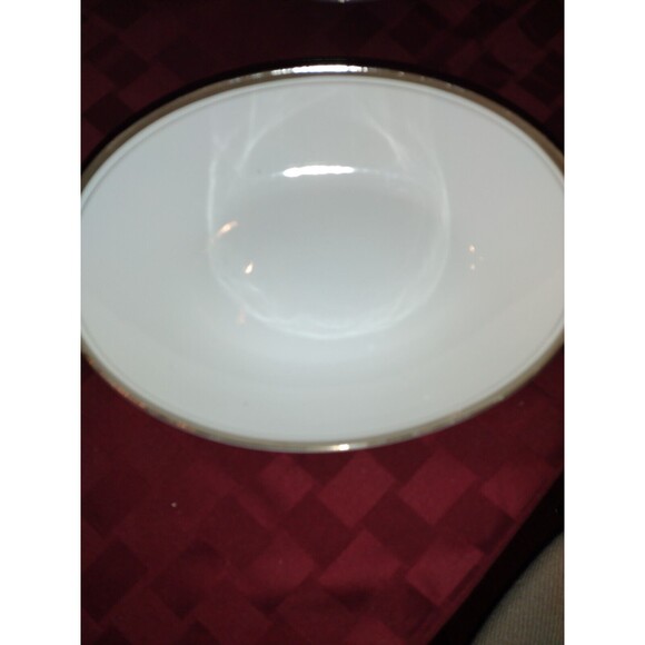 Royalton China Co Gold Elegance Oval Vegetable Serving Bowl 10 1/4" x 7 3/4" - Picture 2 of 5
